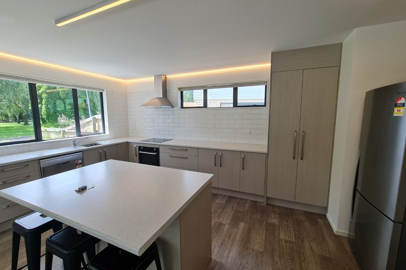 Riccarton - Six  bedrooms two bathrooms STUDENT PROPERTY available - Aanzicht 4