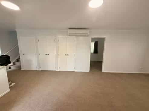166/172 McLeod Road, Te Atatu South