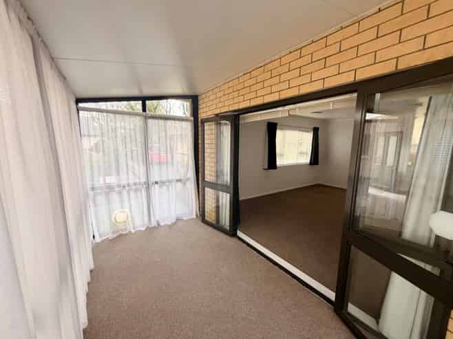 166/172 McLeod Road, Te Atatu South