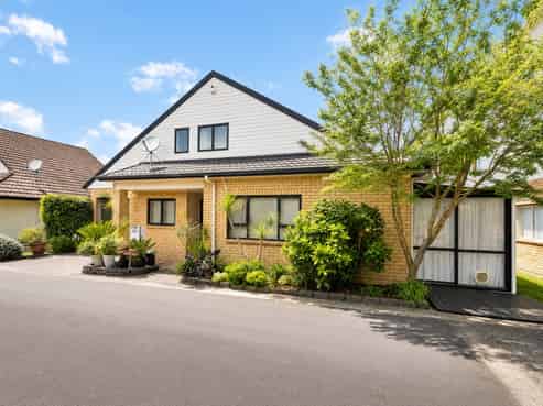 166/172 McLeod Road, Te Atatu South