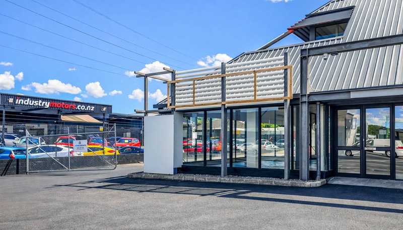 198 Great South Road, Takanini