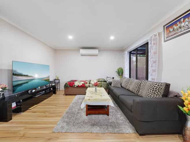 18 Chapel Road, Flat Bush