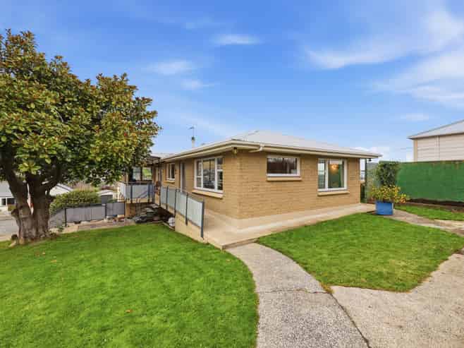 2 Shulma Street, Abbotsford