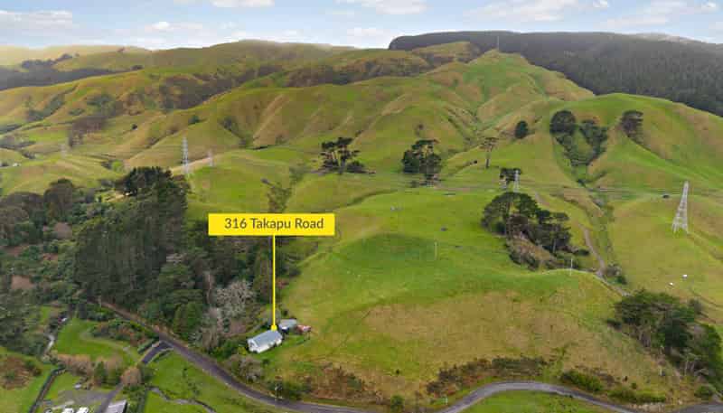 316 Takapu Road, Takapu Valley