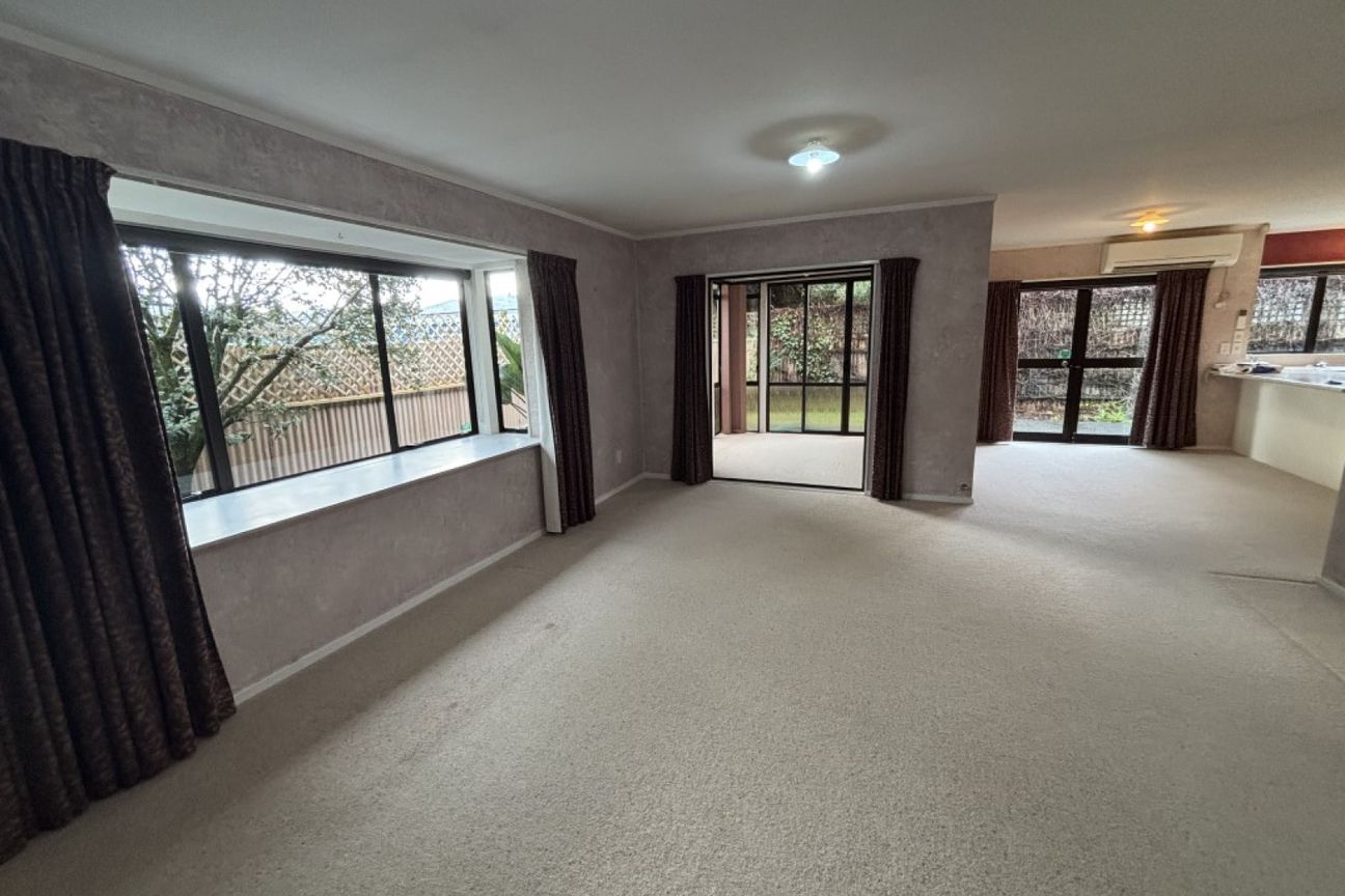 THREE BEDROOMS - TAKARO - Vista 2