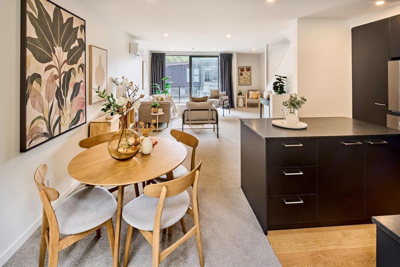 Modern 3 Bedroom Home - Aanzicht 5