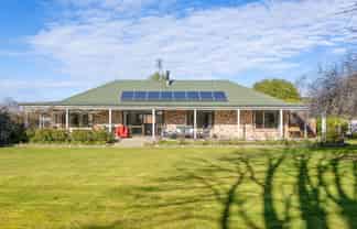 2 Terrace Road, Leithfield