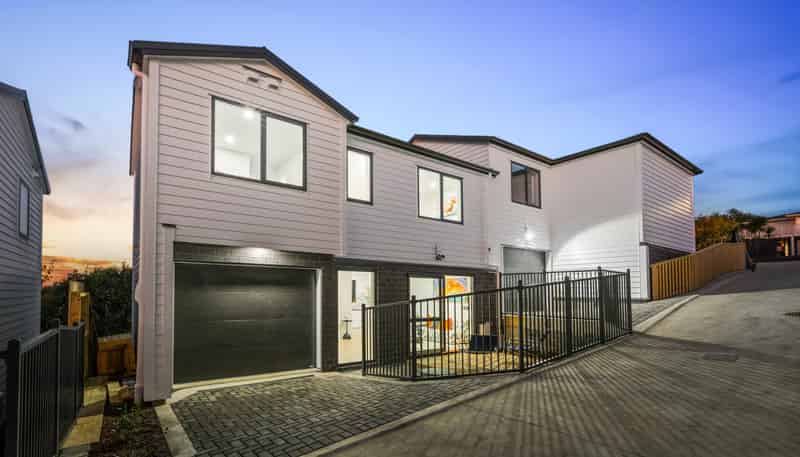 60b Colwill Road, Massey