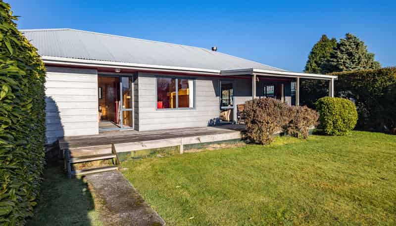 26 Miharo Street, Rangataua