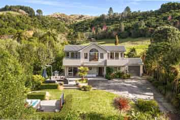 176 Spencer Road, Lake Tarawera