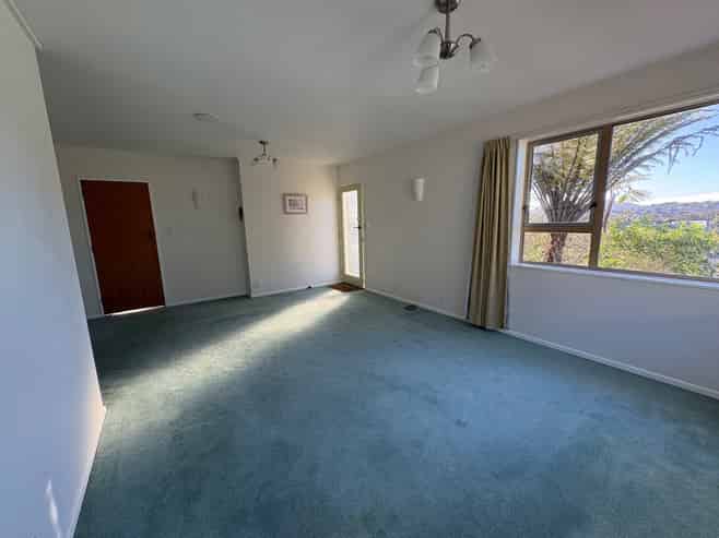 5/16 Henderson Street, Karori