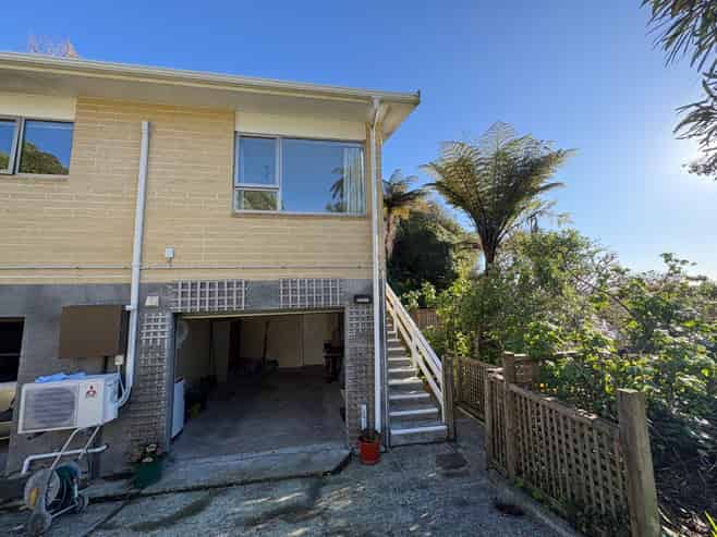 5/16 Henderson Street, Karori