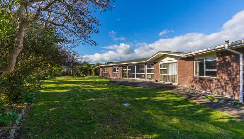 8 Fairfield Road, Levin