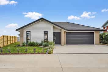 32A Bunyan Road, Coastlands