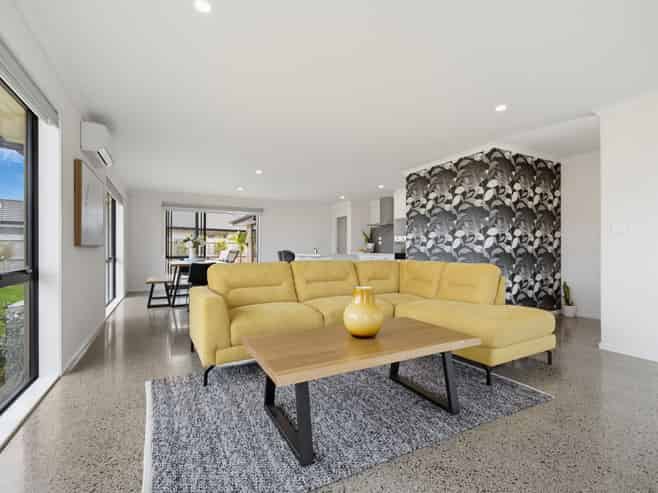 32A Bunyan Road, Coastlands
