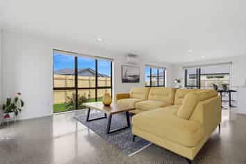 32A Bunyan Road, Coastlands