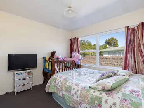 2 and 3/46 Golf Road, Tahunanui