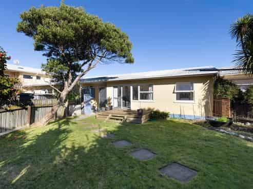 2/46 Golf Road, Tahunanui