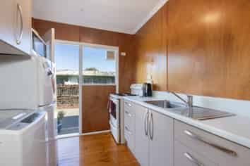 2 and 3/46 Golf Road, Tahunanui