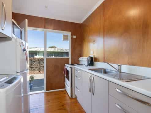 2 and 3/46 Golf Road, Tahunanui