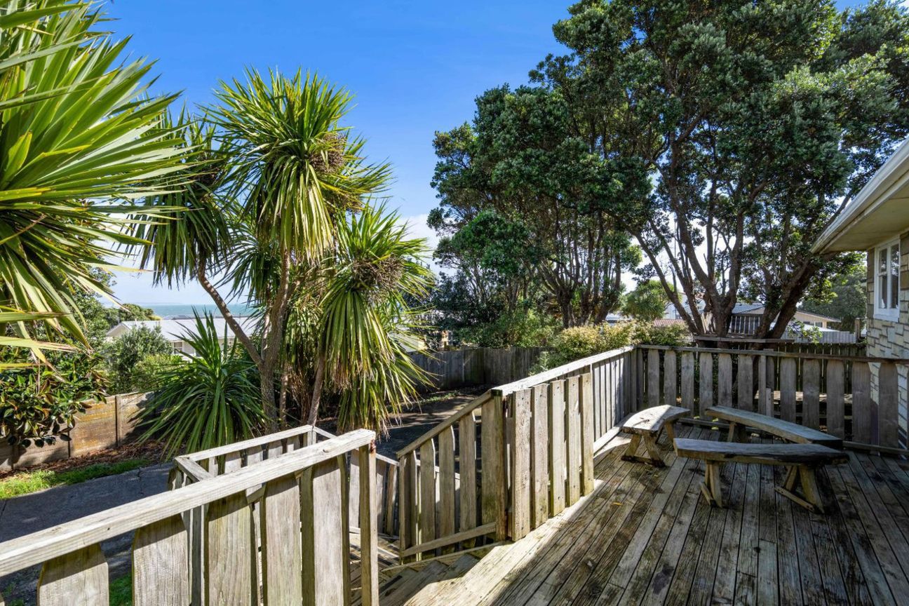 Spacious Home with Beautiful Sea Views - Bild 3