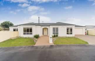 5 Fountain Court, Palmerston North