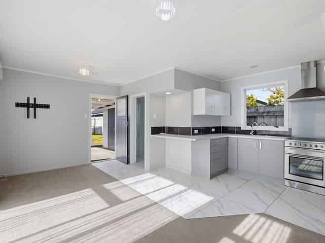 24 South Street, Feilding