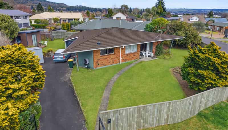 17 Burton Place, Owhata