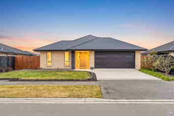 7 Petunia Drive, Wigram