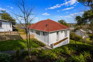 23 Benfield Avenue, Mount Albert