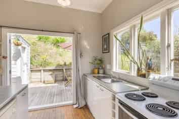 69 Waimea Rd, Waikanae Beach