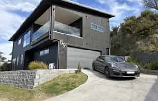 89 Oak Road, Poraiti