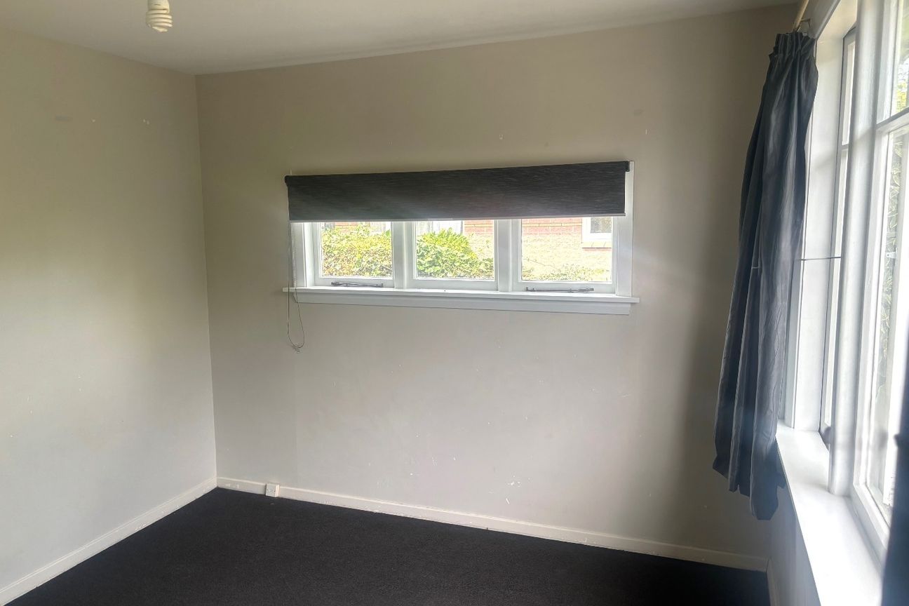 WALKING DISTANCE TO UC - STUDENT PROPERTY - FIVE BEDROOMS - Altro
