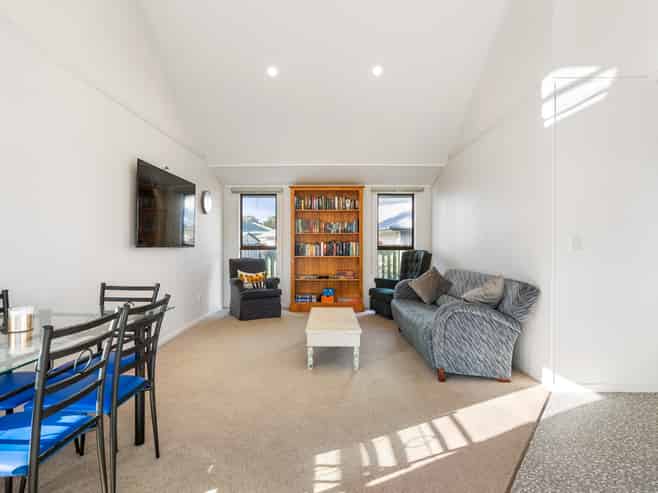 116B Mark Street, Whangamata