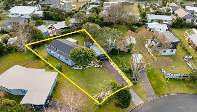 231 Linton Crescent, Whangamata