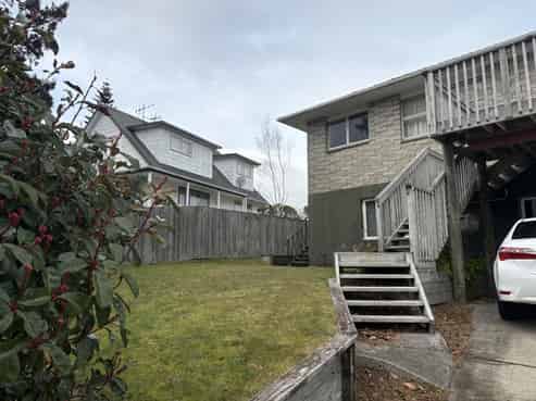 37 Hyde Avenue - Downstairs, Richmond Heights