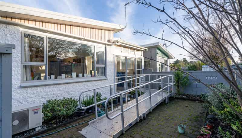 2/30 George Street, Windsor