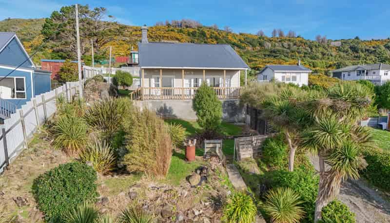 40 Theodore Street, Bluff