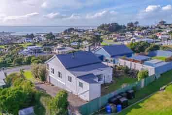 40 Theodore Street, Bluff