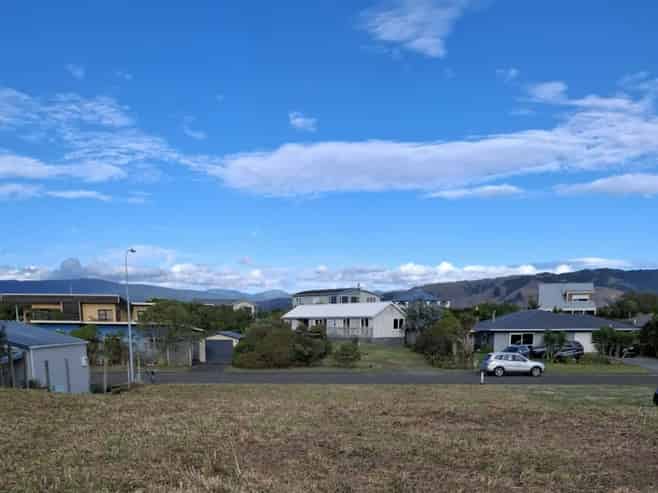 61 Gawler Street, Te Horo Beach