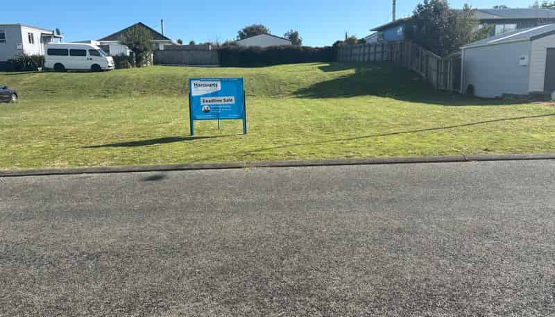 61 Gawler Street, Te Horo Beach