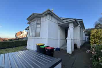 323 Stuart Street, Dunedin Central