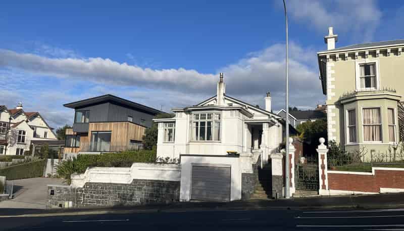 323 Stuart Street, Dunedin Central