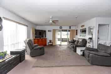 78 Station Road, Paeroa