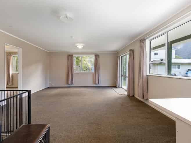 555 State Highway 1, Picton