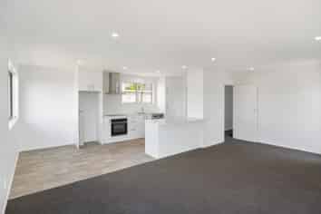 16 Valencia Place, Manurewa