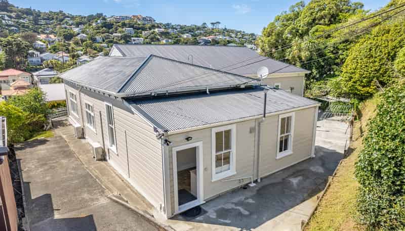 3/36 The Parade, Island Bay