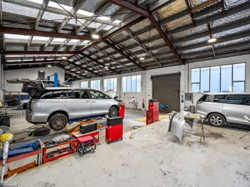 Strategic Rosebank Industrial with Holding Income
