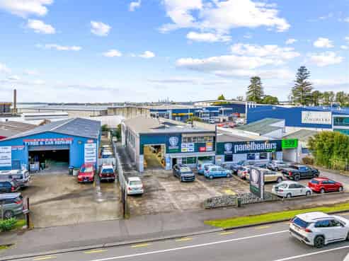 Strategic Rosebank Industrial with Holding Income