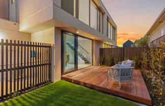 2/22 Clissold Street, Merivale